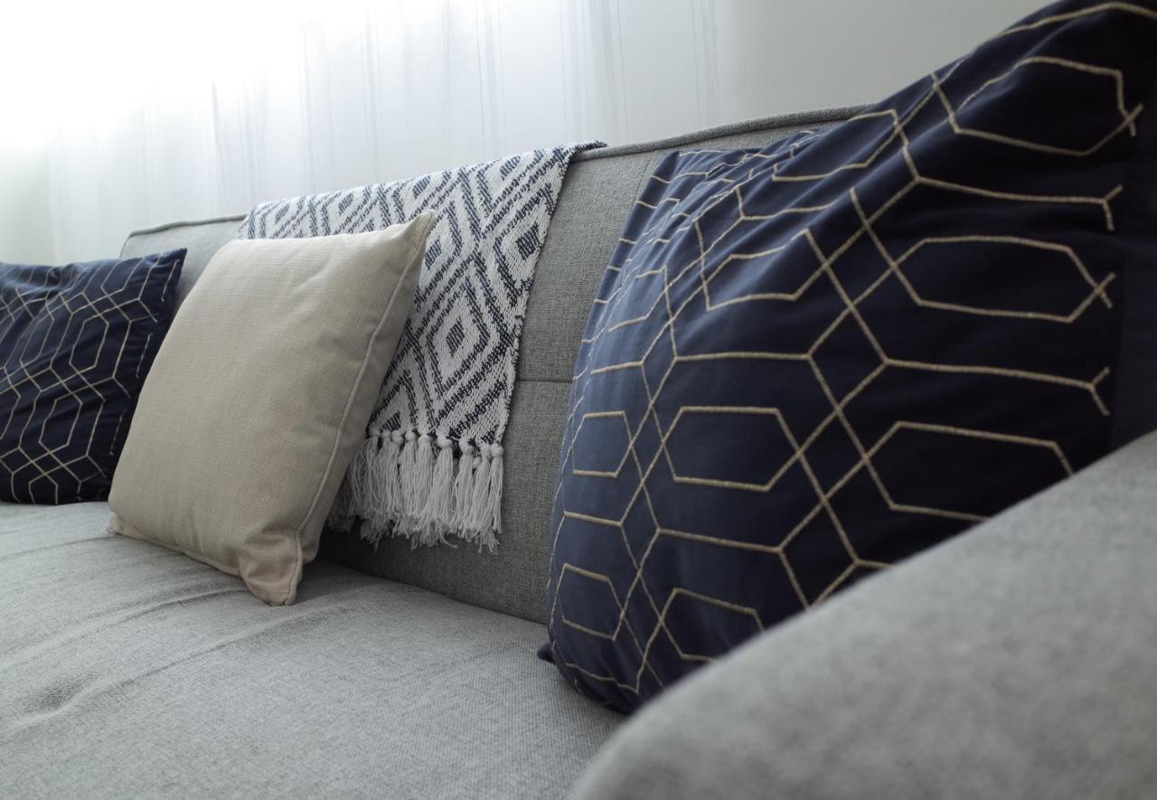 1 Bedroom Apartment With Free Parking เวย์มัธ ภายนอก รูปภาพ